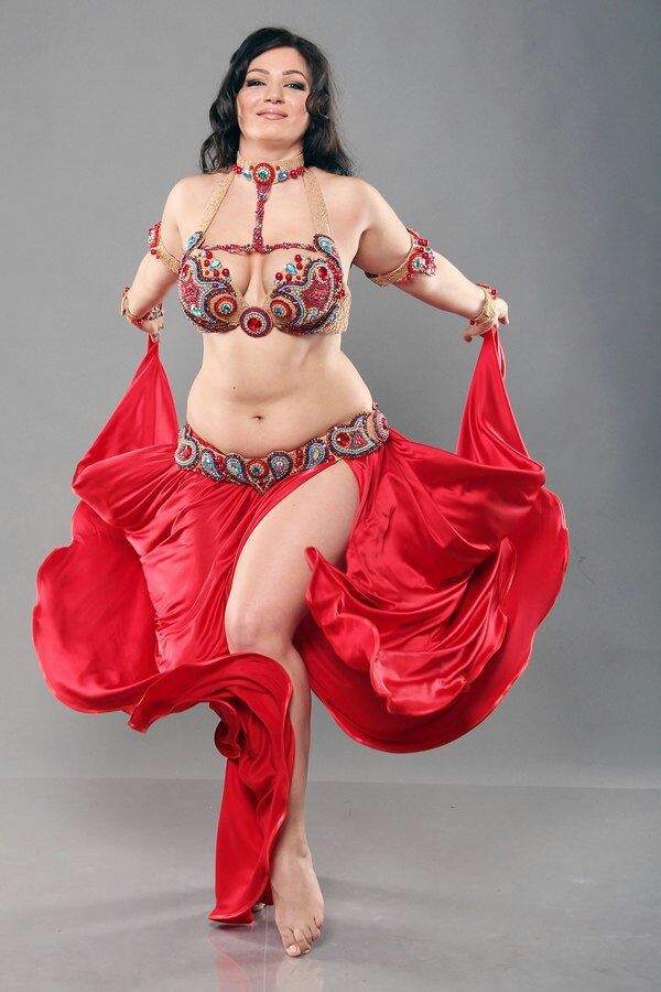 Arab belly dance fan photos